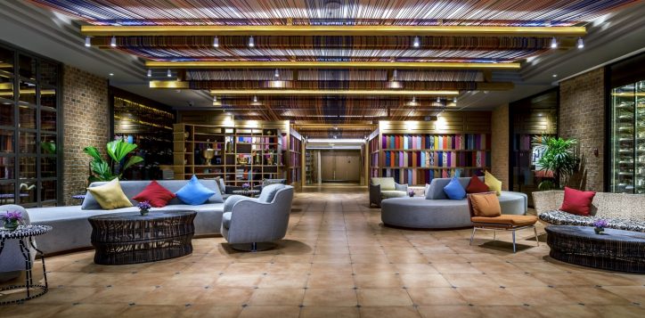 mercure-bangkok-sukhumvit-11-lobby-2