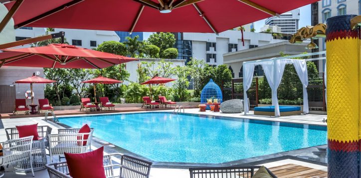 mercure-bangkok-sukhumvit-11-pool-2
